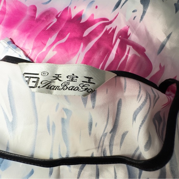 Pure Silk Short Sleeve Nightgown - Picture 2 of 4